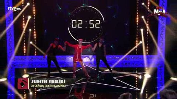 Pura magia - Judith Triliri nos muestra un número basado en una rutina de cuerdas