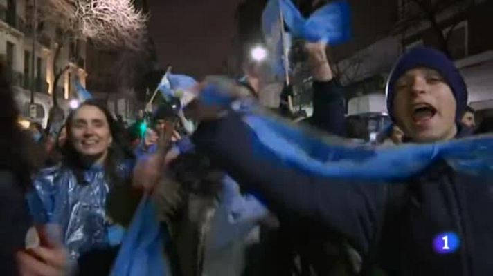 Telediario 1 - El debate sobre el aborto desgarra a Argentina