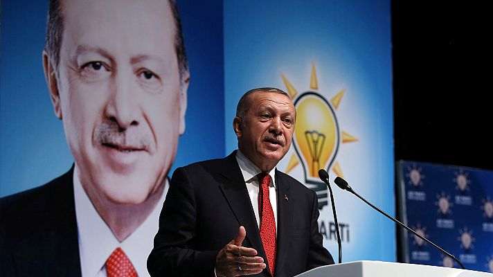 Telediario 1 - Erdogan advierte a EE.UU. de que puede perder a un "aliado estratégico"