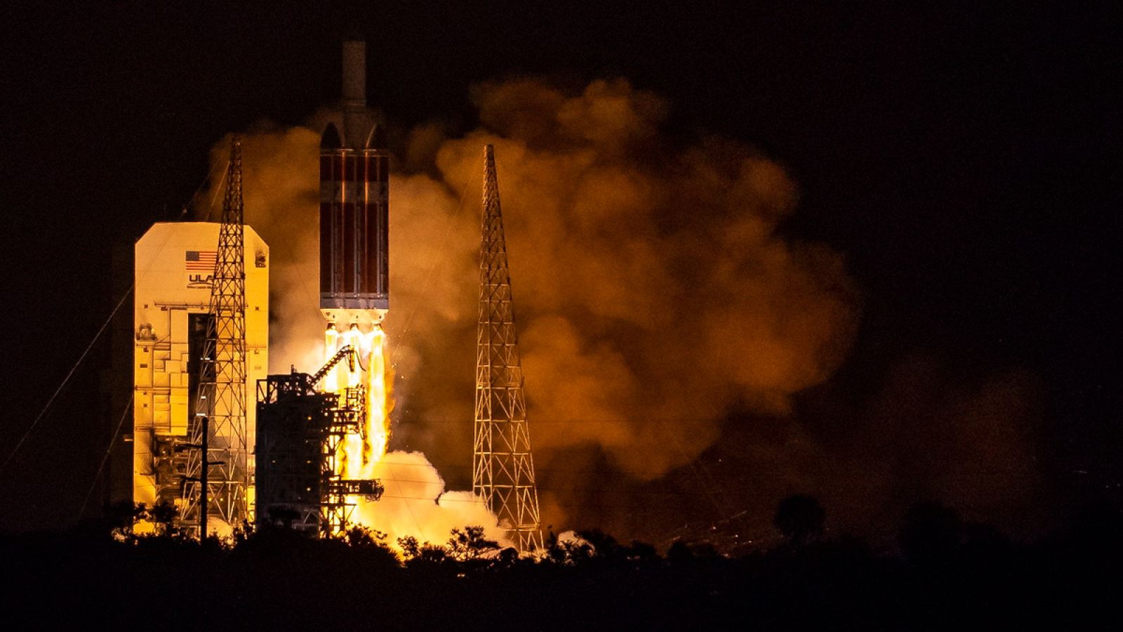 La NASA lanza la sonda Parker rumbo al Sol