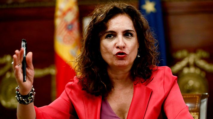 Telediario 1 - Montero incluirá el tipo mínimo del 15% en el impuesto de sociedades en el Presupuesto