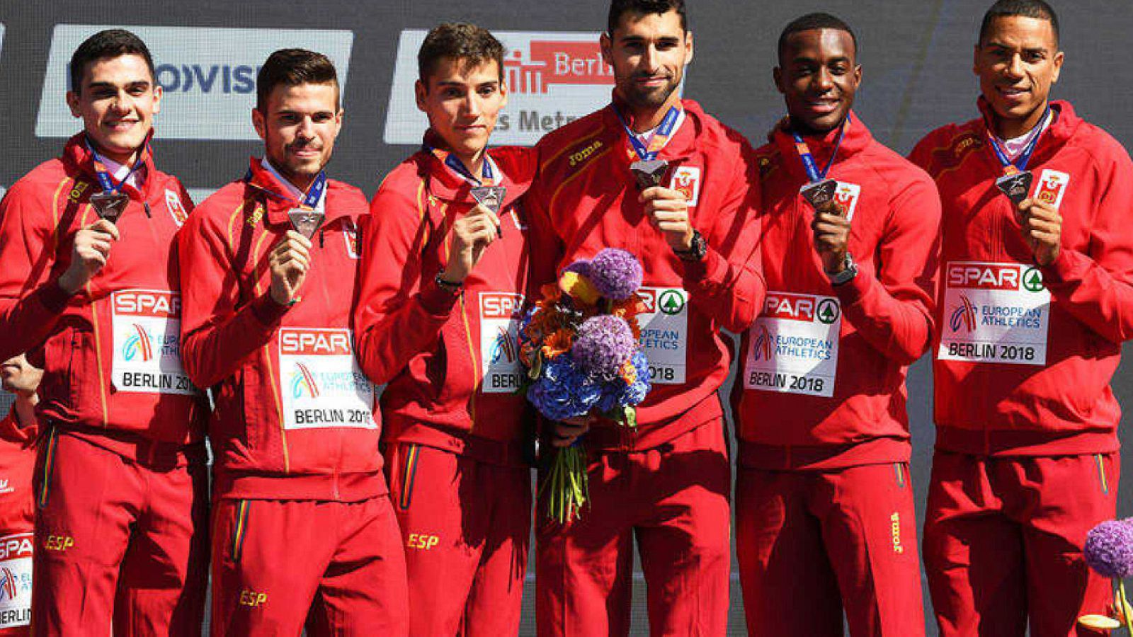 El atletismo y el golf ilusionan en mitad del ciclo ol�mpico | Ver