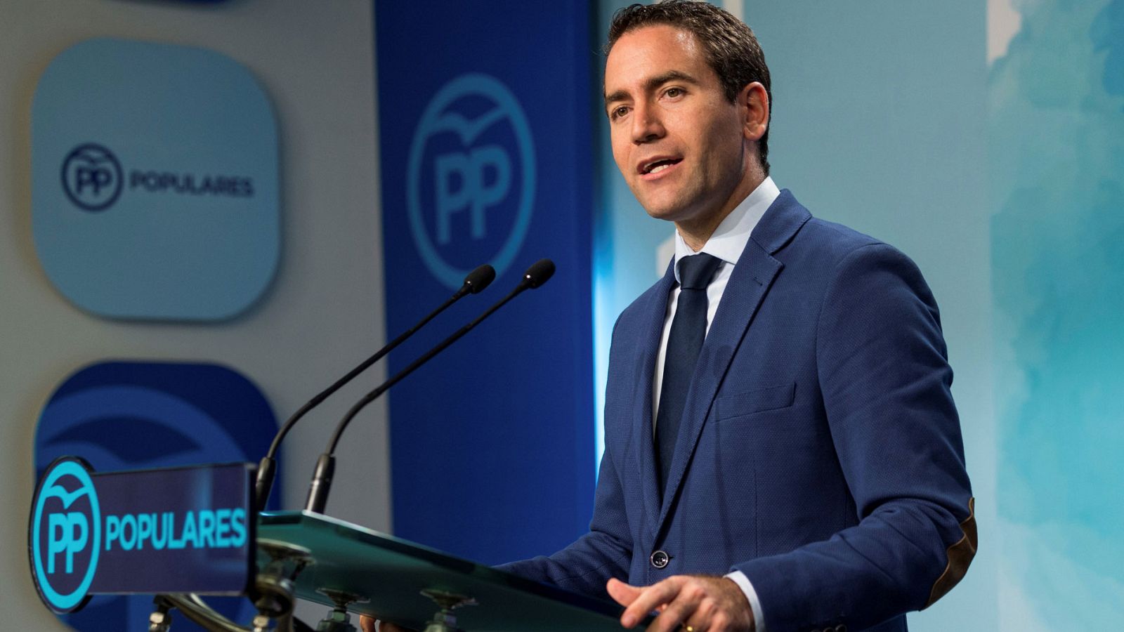 El PP cifra en "más de 500 personas" los "amigos" colocados por Pedro Sánchez