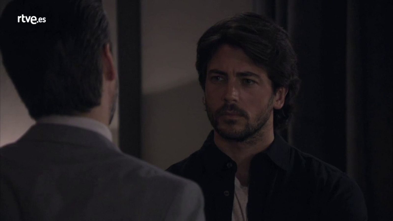 Servir y proteger - Iker protegerá a la exmujer de Somoza