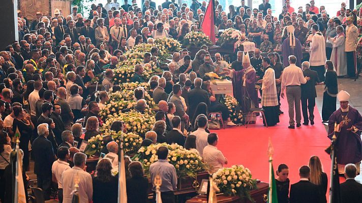Informativo 24h - Génova acoge el funeral de Estado por las víctimas del puente, que ascienden a 41