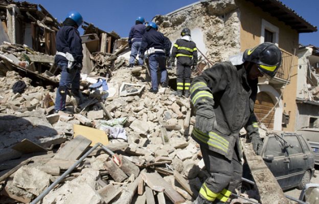 Telediario 1 - Telediario en 4' - 06/04/09