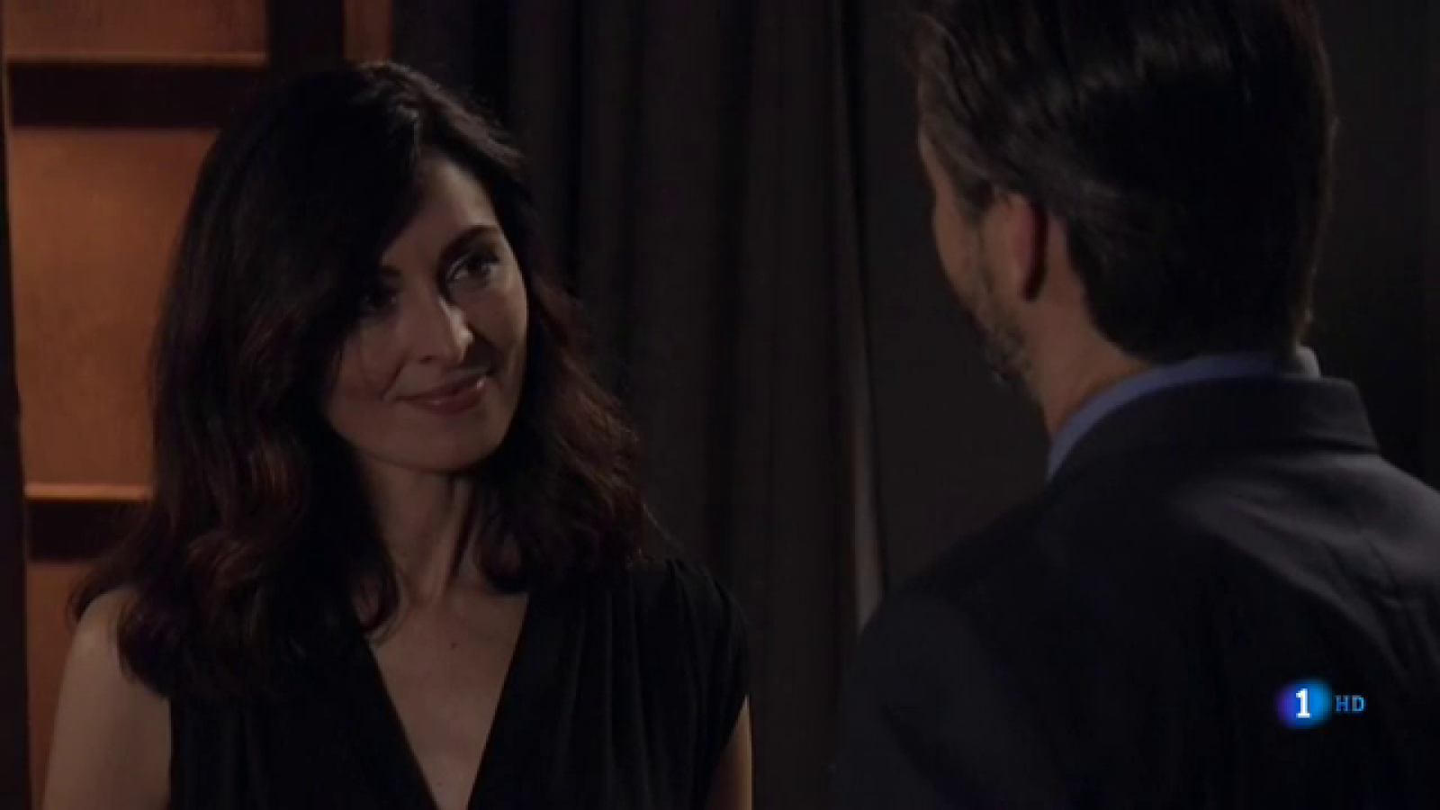 Servir y proteger - Somoza se reencuentra con su exmujer