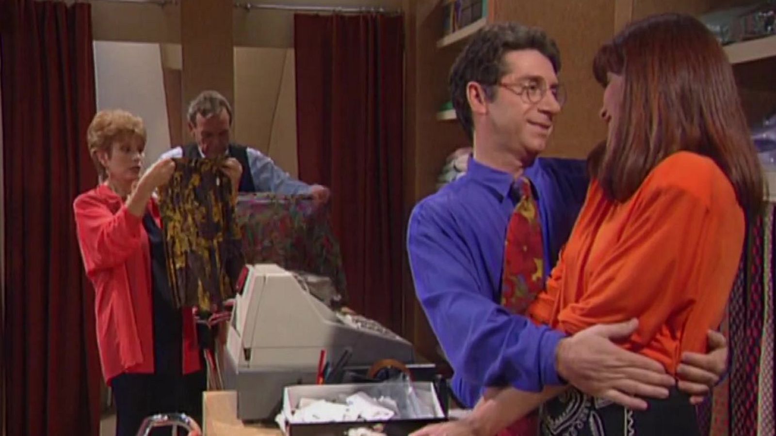 Capítol 6: Les aparences enganyen - Pret a Porter | Arxiu TVE Catalunya - Pret a Porter | Veure