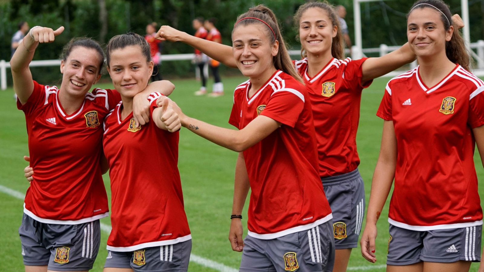 La selección sub-20 sigue sumando muestras de apoyo | Ver