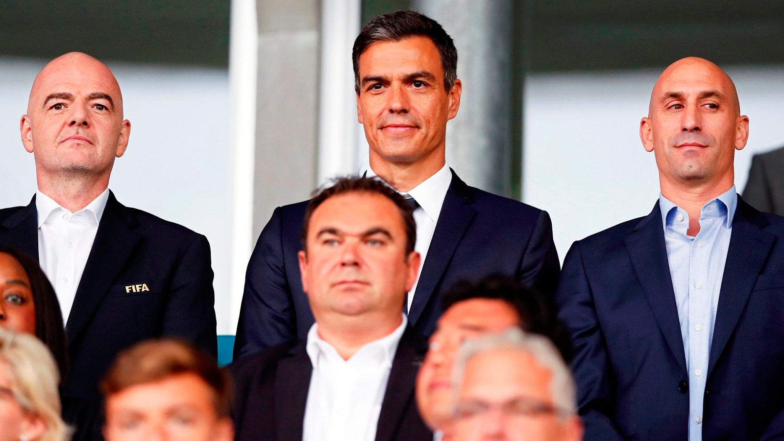 Pedro Sánchez muestra ante la selección sub-20 "el orgullo de todo el país" | Ver
