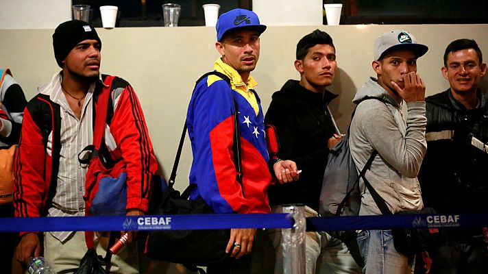 Telediario 1 - Continúa el éxodo de miles de venezolanos hacia otros países de América Latina