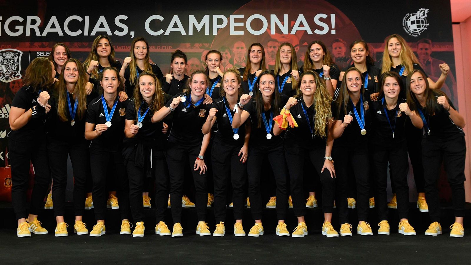 La selección sub-20 femenina, recibimiento de oro | Ver