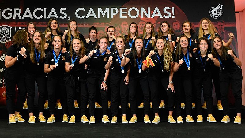 La selección sub-20 femenina, recibimiento de oro