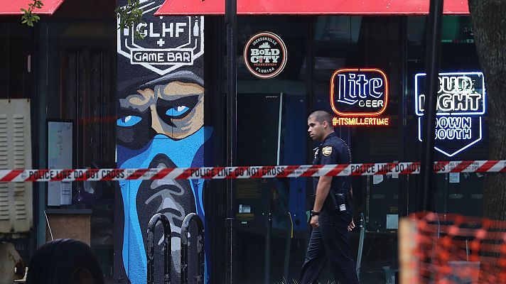 Telediario 1 - Dos muertos en un tiroteo en Jacksonville, Florida