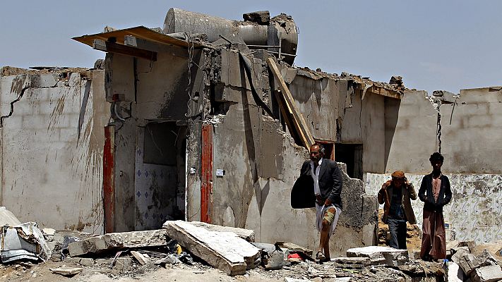 Telediario 1 - La ONU denuncia los crímenes de guerra de los contendientes en Yemen