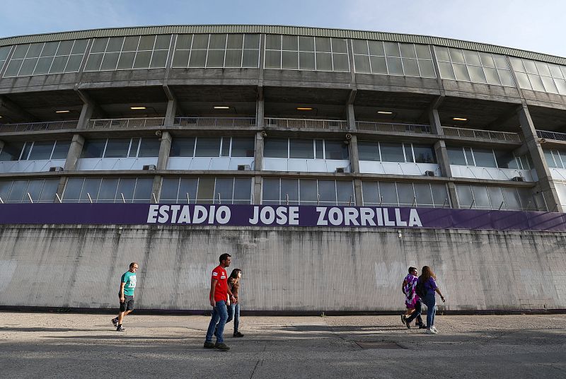 Trabajos a contrarreloj en Anoeta y El Alcoraz y susto en Zorrilla | Ver