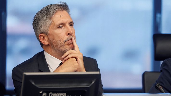 Telediario 1 - El ministro del Interior advierte de que no se permitirá "la inmigración ilegal y violenta"