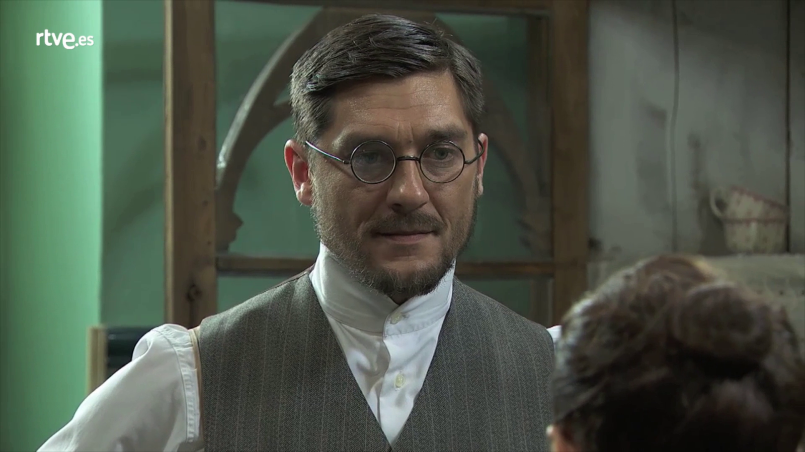 Acacias 38 - ¿Descubrirán los vecinos de Acacias a Maria e Higinio?