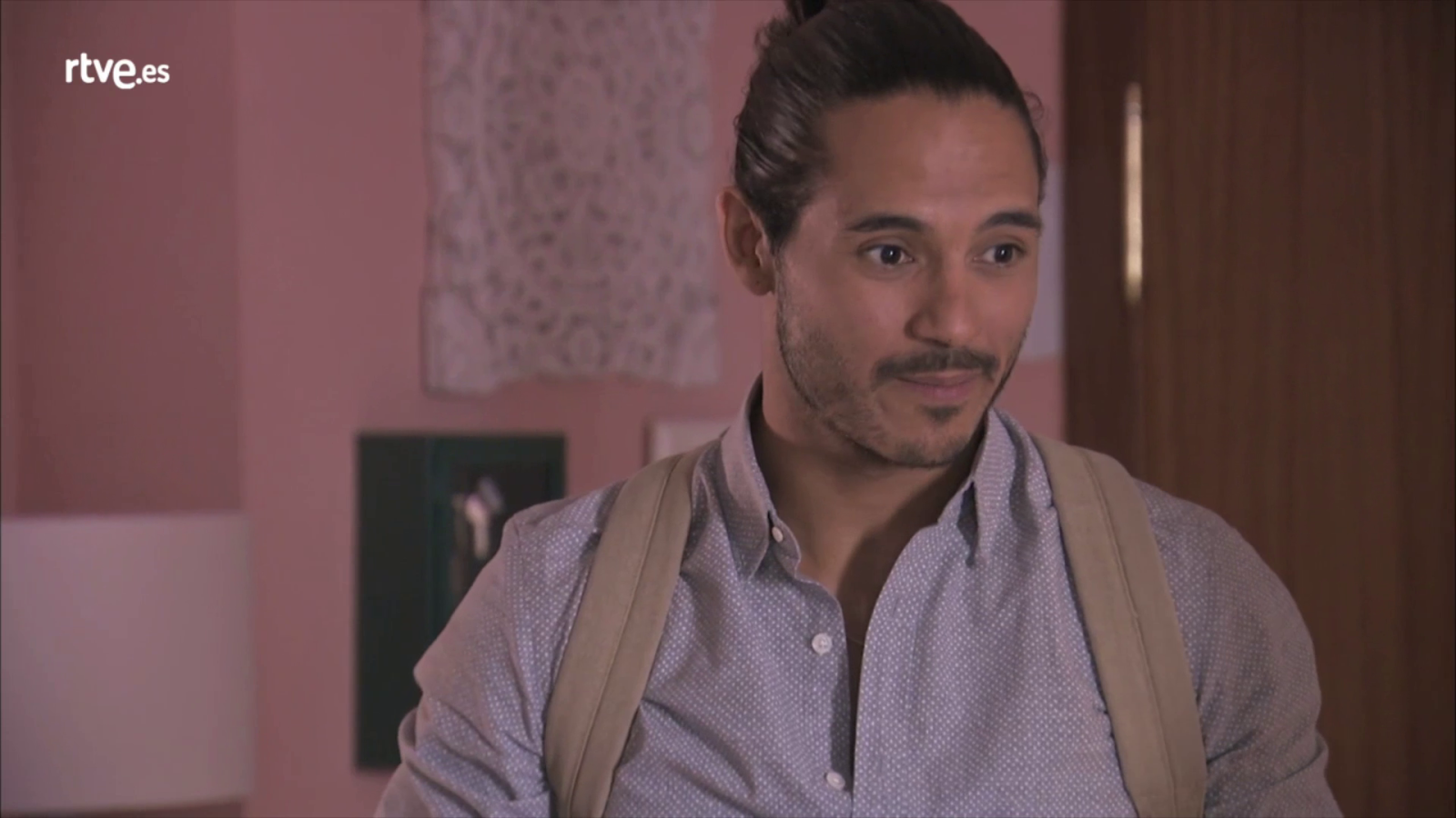 Servir y proteger - Karim aterriza en Distrito Sur