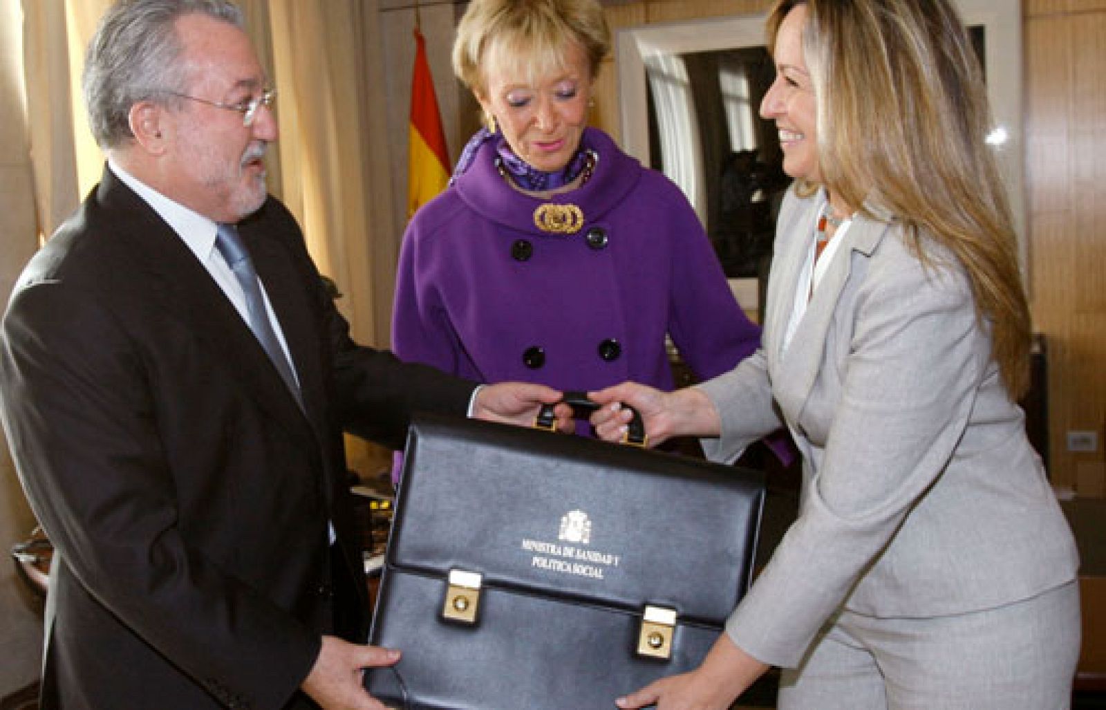 Trinidad Jiménez: "La mejor receta para afrontar la crisis económica es la política social" - Ciencia y tecnología en Rtve.es | Ver