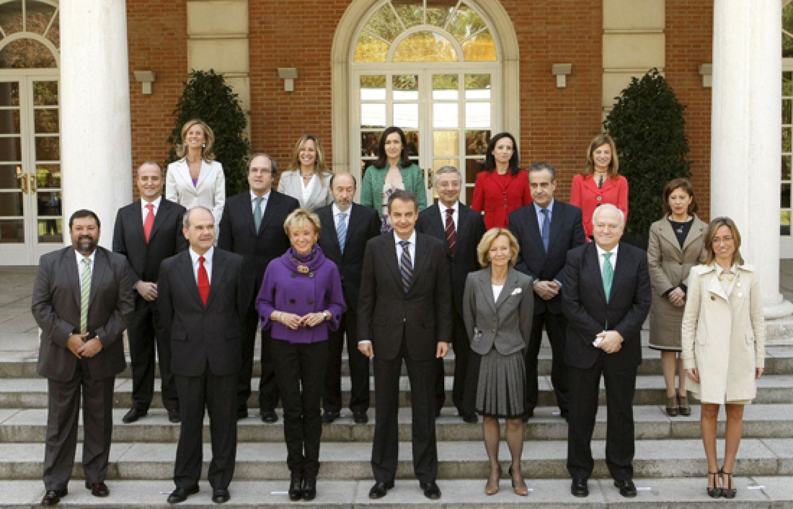 Telediario 1 en cuatro minutos - 08/04/09 | Ver