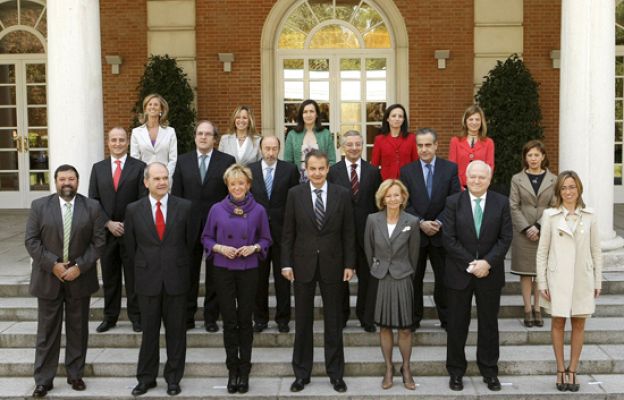 Telediario 1 - Telediario en 4' - 08/04/09