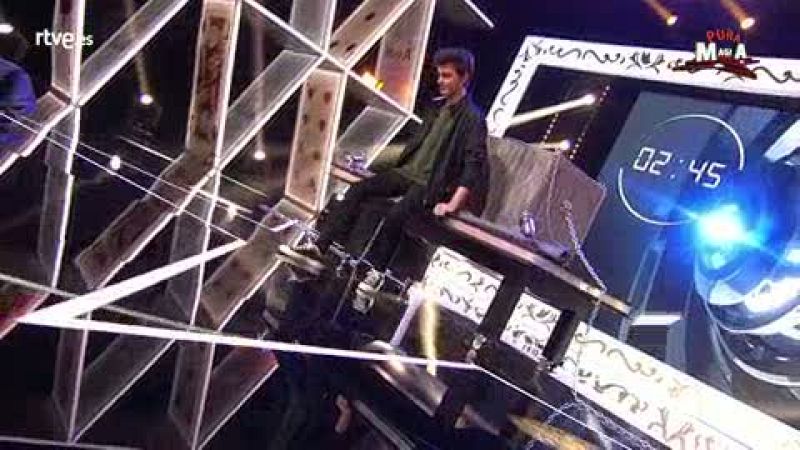 La sorprendente metamorfosis con b�ul de David Diaz