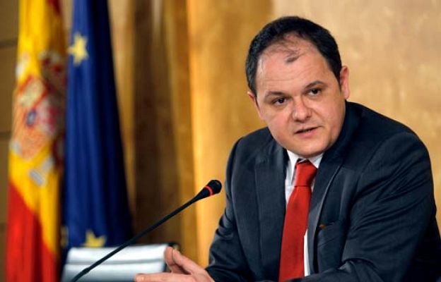  - David Vergara deja Economía