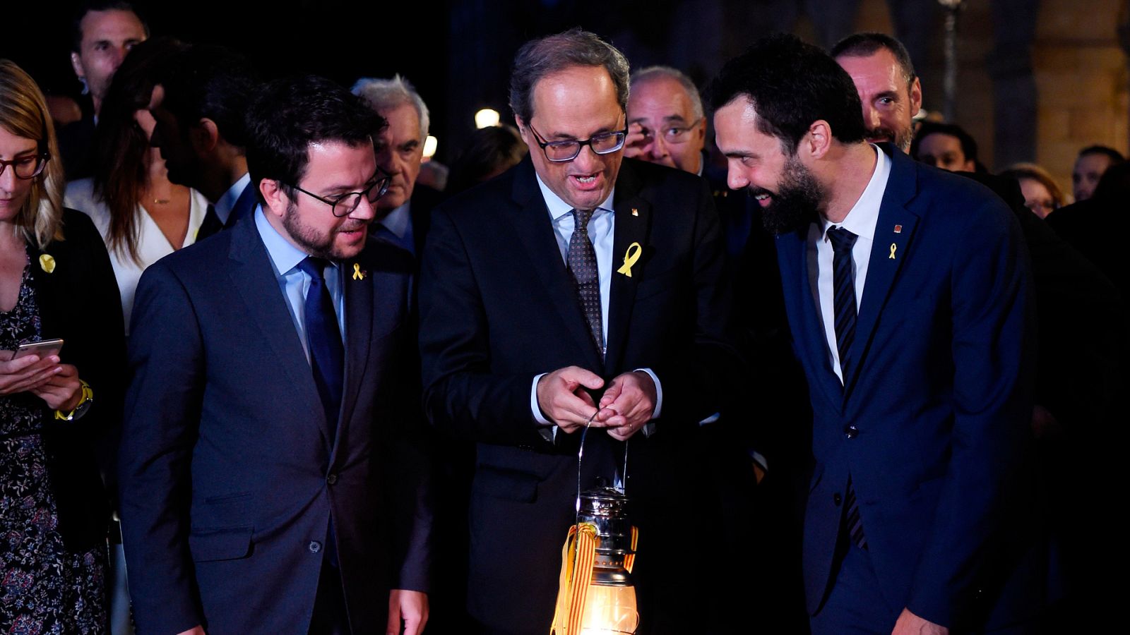 Torra y Torrent encabezan una "marcha por la libertad" en centro de Barcelona