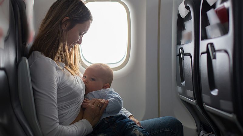 Las 30 familias bloqueadas en Ucrania tras una gestación subrogada podrán volver a España