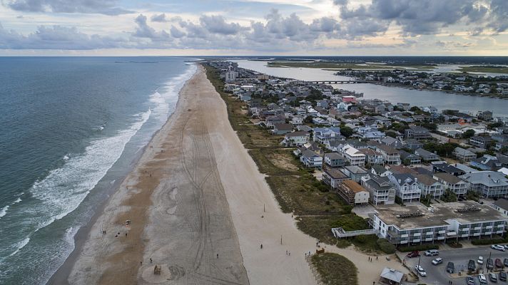 Telediario 1 - Un millón de personas obligadas a evacuar en EE.UU. ante la llegada del huracán Florence
