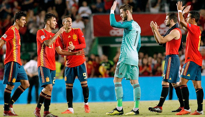 La nueva Roja ilusiona en el arranque de la era Luis Enrique | Ver