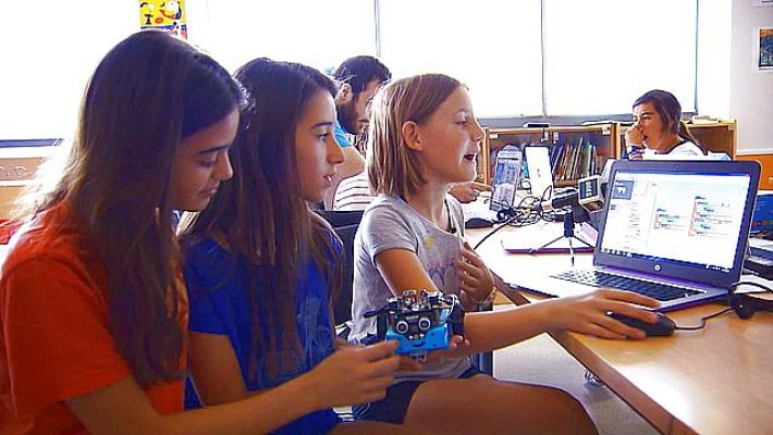 Universo UNED - Jóvenes inventores cumple cinco años