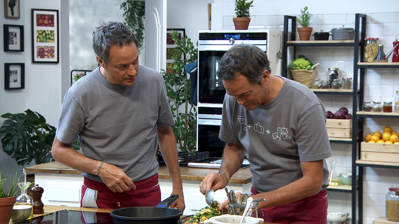 Torres en la cocina - Calabaza asada. Cocochas de merluza - ver ahora