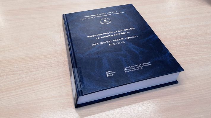 Telediario 1 - Sánchez publica su tesis en internet tras superar el examen de dos programas antiplagio