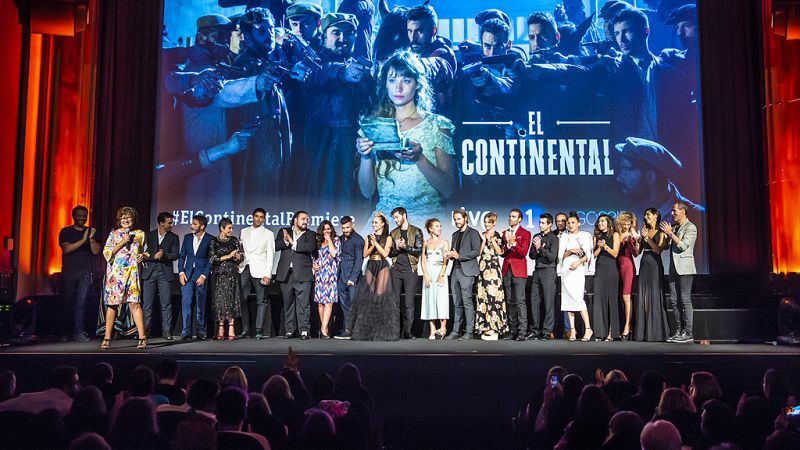 Coraz�n - El elenco de 'El Continental' sobre la alfombra roja de la premiere