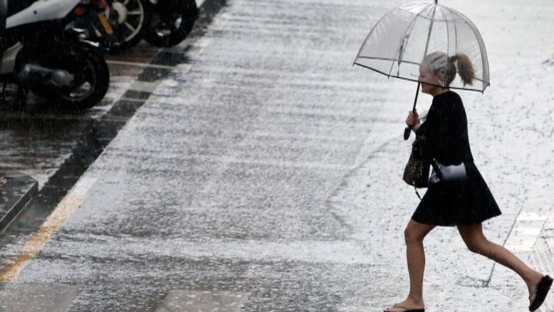 Chubascos o tormentas que podrían ser localmente fuertes en la Comunidad Valenciana, Cataluña, Baleares y áreas próximas.