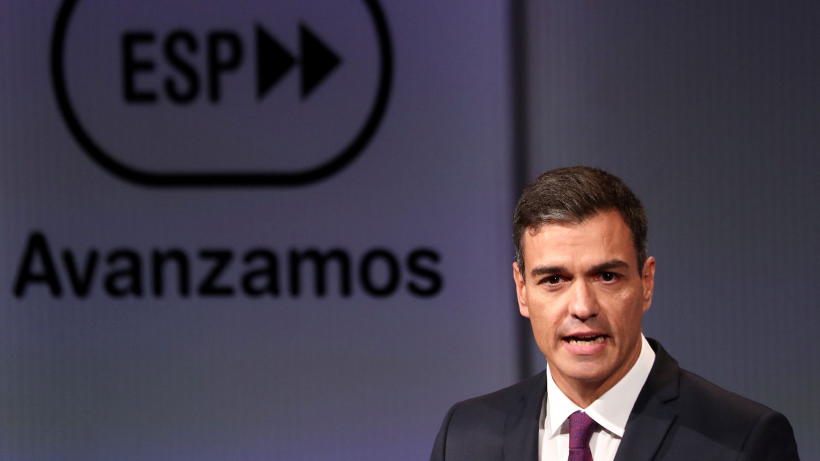 Sánchez propone reformar la Constitución para acabar con los aforamientos