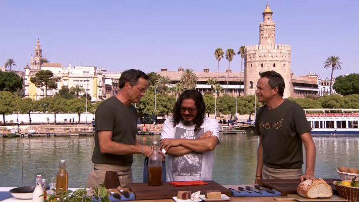 Torres en la cocina - Crema de jamón. Buñuelos de marisco