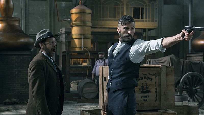 El Continental - Ricardo Le�n dispara a Perico