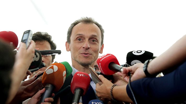 Telediario 1 - El ministro y los rectores consideran puntuales las irregularidades en los másteres