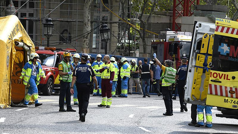 Al menos cinco heridos tras un derrumbe parcial en las obras del hotel Ritz en Madrid