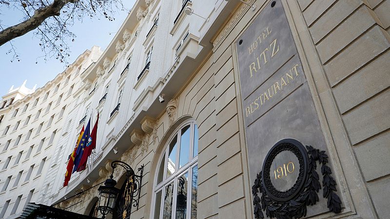 El emblemático hotel Ritz, inaugurado en 1910, cerró a finales de febrero de 2018 para una remodelación