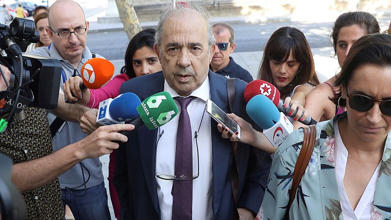 La Policía investiga varios pagos de Conde a familiares con dinero de la URJC