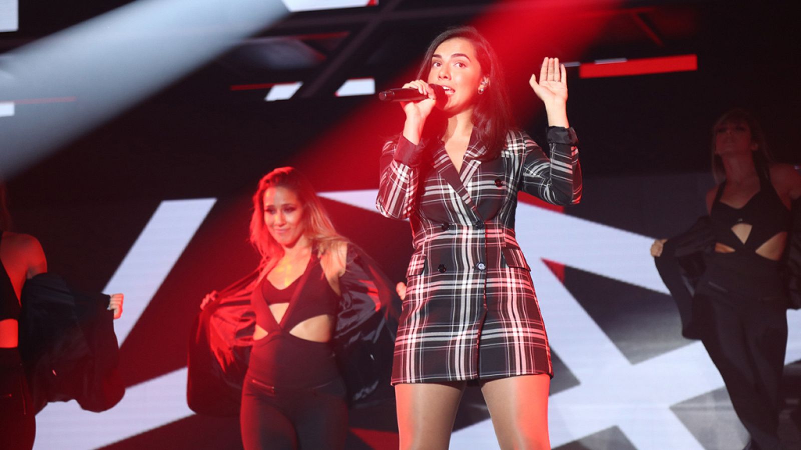 OT 2018 - Marta canta 'Superstar'