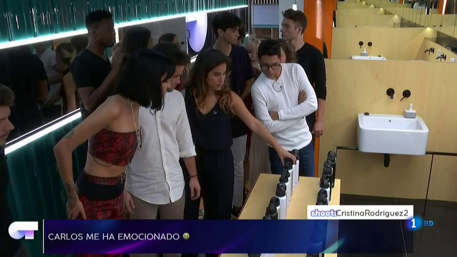 Chat OT 2018 - Ricky enseña las estancias de la Academia