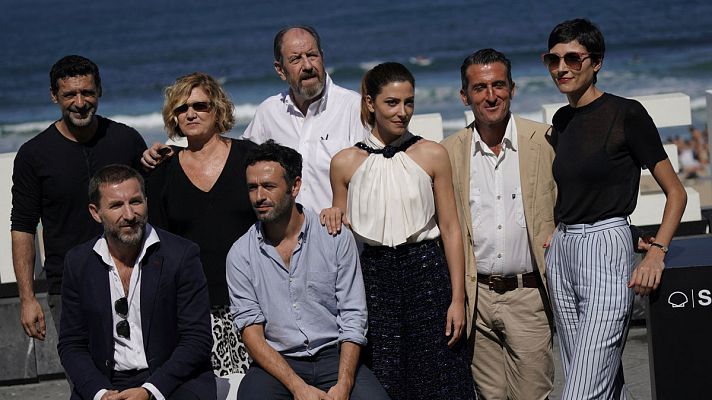 Telediario 1 - Sorogoyen firma 'El reino', un thriller vertiginoso de una realidad con la que hemos desayunado muchos días