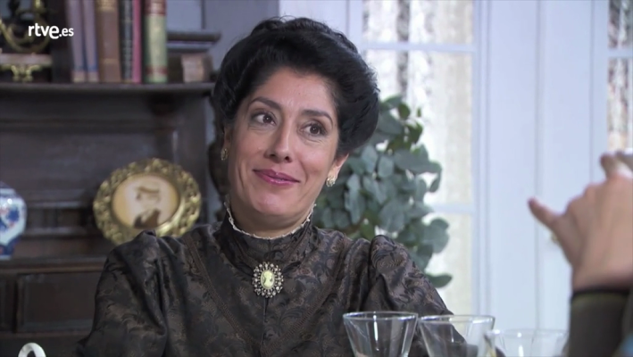 Acacias 38 - Rosina se compromete a ayudar a Casilda