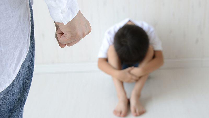 Asociaciones de mujeres piden la aplicación urgente de medidas para proteger a los menores víctimas de la violencia de género