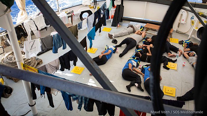 Telediario 1 - Las 58 personas rescatadas en el último viaje del Aquarius serán acogidas por cuatro países